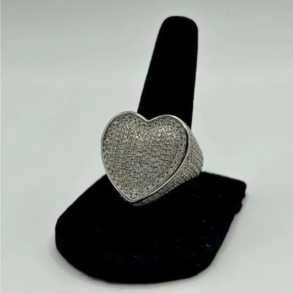 18K Gold Plated Pave Heart Ring – Size 7 Statement Cocktail Style - Picture 8 of 9